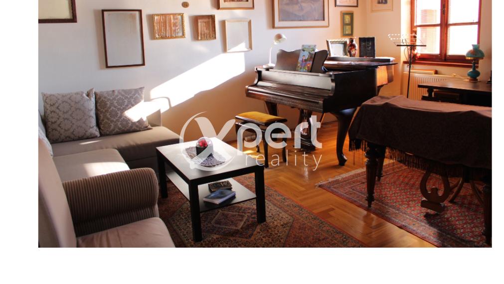 Rodinný dom v španielskom štýle v obci Trhová Hradská