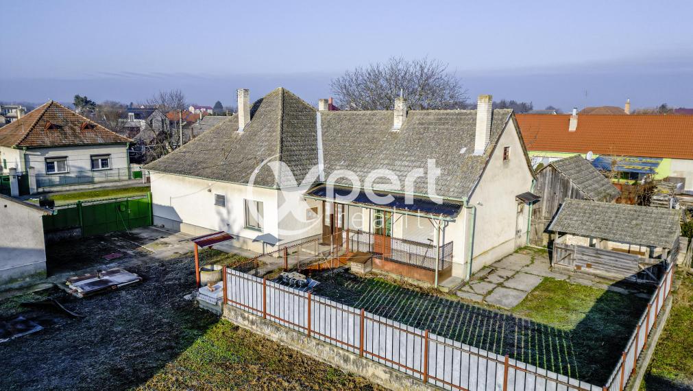 RODINNÝ DOM  V OBCI DOLNÉ SALIBY NA PREDAJ