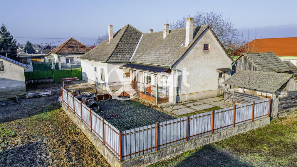 RODINNÝ DOM  V OBCI DOLNÉ SALIBY NA PREDAJ