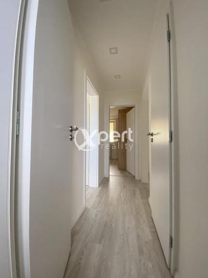 REZERVOVANÉ   119 990,- € Ponúkam na predaj kompletne prerobený 3 izbový  byt  s loggiou  v Dunajskej  Strede