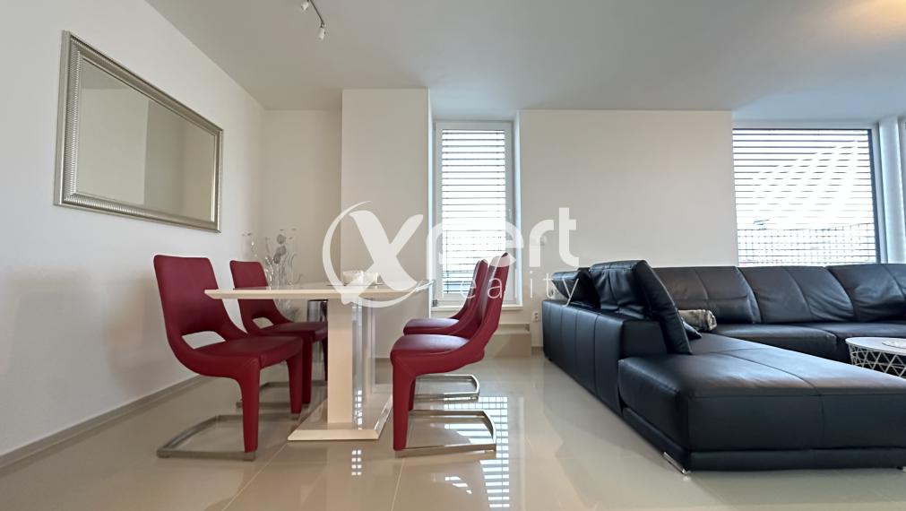 PRE NÁROČNÝCH 2 IZBOVÝ BYT NA PRENÁJOM