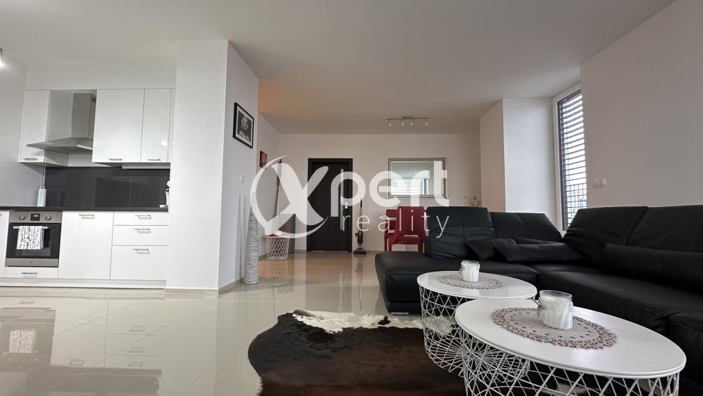 PRE NÁROČNÝCH 2 IZBOVÝ BYT NA PRENÁJOM