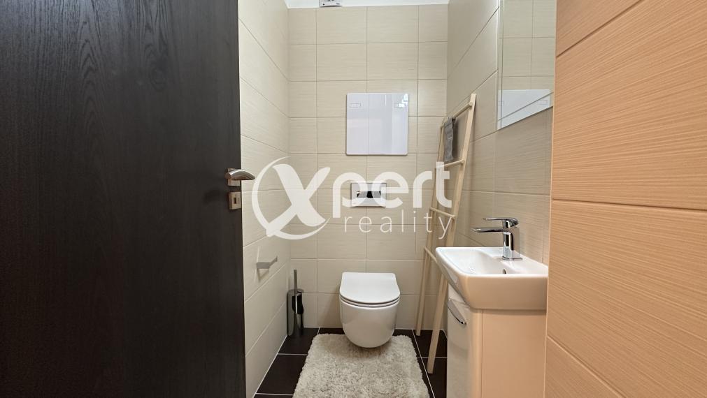 PRE NÁROČNÝCH 2 IZBOVÝ BYT NA PRENÁJOM