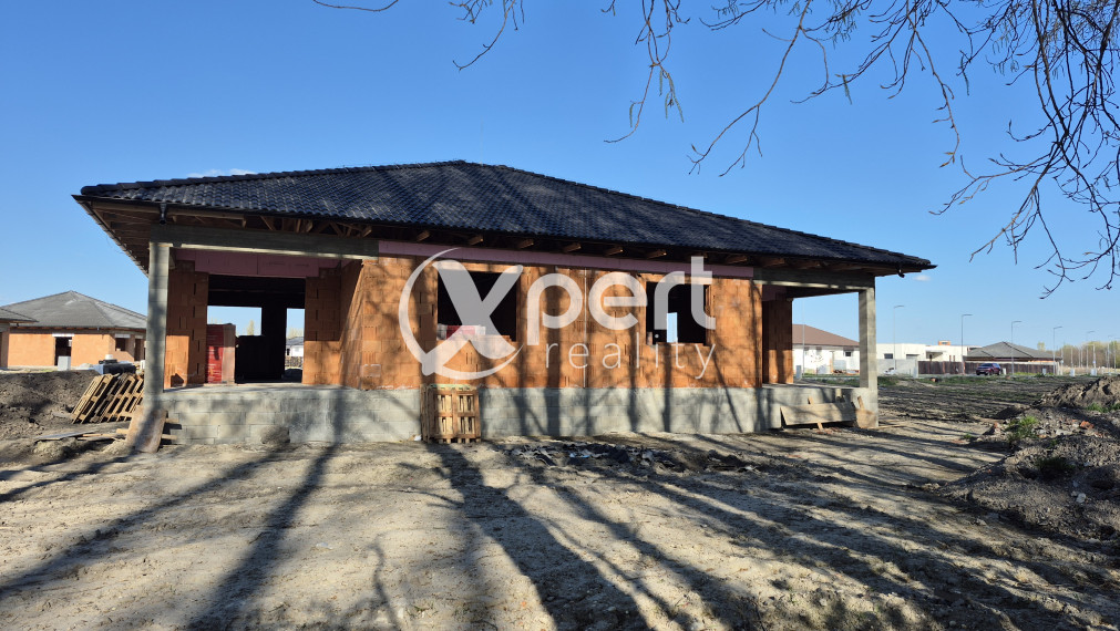 PREDAJ, 4 izbový RD s dvomi bytovými jednotkami v Dunajskej Strede