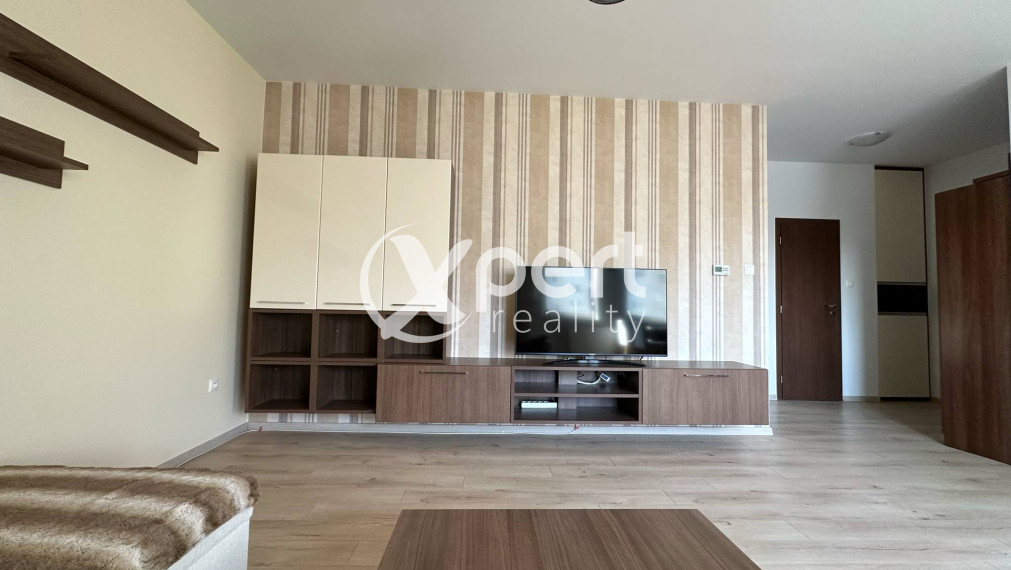 Na prenájom krásny a kompletne zariadený 2 izbový  byt na ulici Komenského v Dunajskej Strede v budove ROTUNDA