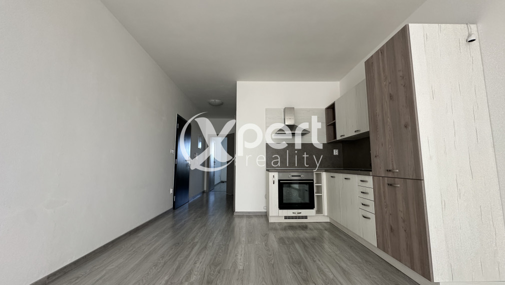 Slnečný 3 izbový byt a vlastné parkovanie ako bonus