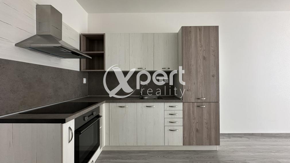 Slnečný 3 izbový byt a vlastné parkovanie ako bonus