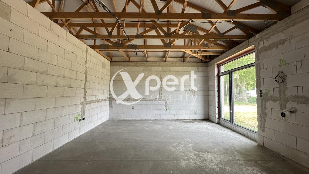 NOVOSTAVBA RODINNÉHO DOMU-ŠPIČKOVÉ BÝVANIE V NOVOM