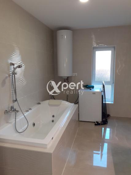 Prenájom priestranného 3i bytu 110m2 v Šamoríne časť Čilistov