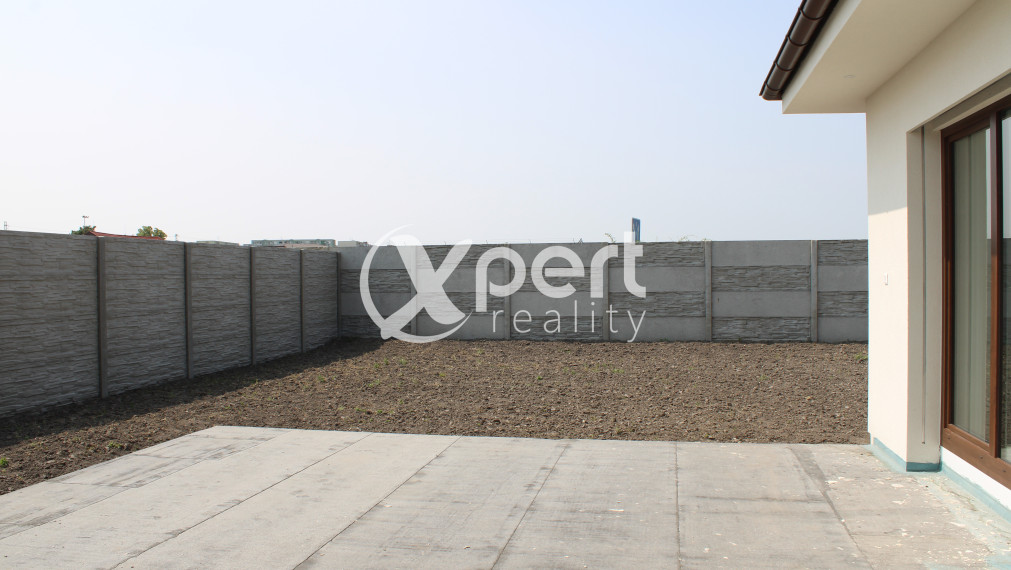 Nadštandardný nový štvorizbový RD s garážou