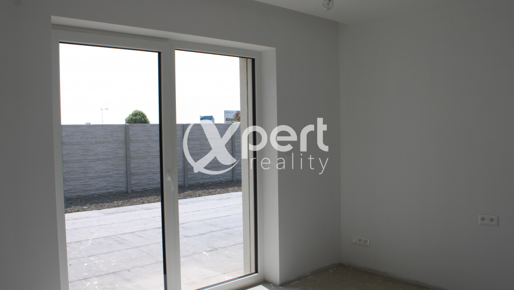 Nadštandardný nový štvorizbový RD s garážou