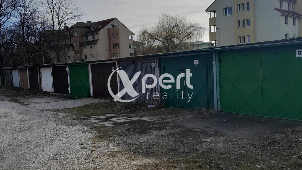 Predaj panelová Garáž v Šamoríne na Veternej ulici