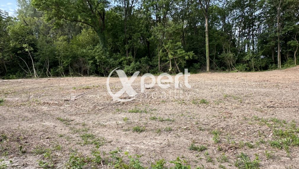 JEDINÁ REALITKA! Slnečný stavebný pozemky do 10km od mesta Veľký Meder