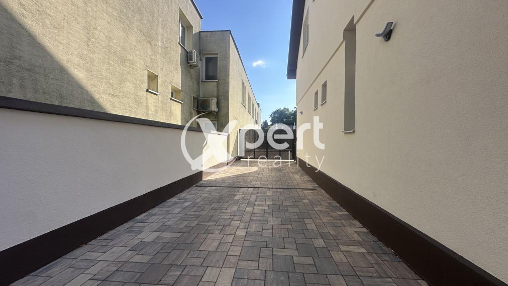 3 - Izbový byt na prenájom s parkovacím miestom