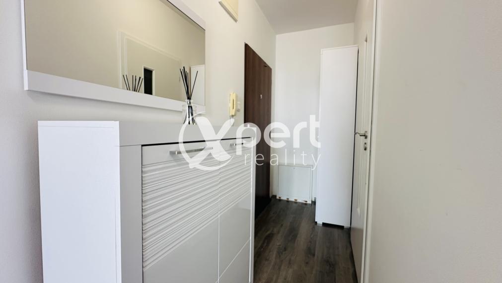 Na prenájom krásny, plne zariadený 2-izbový byt