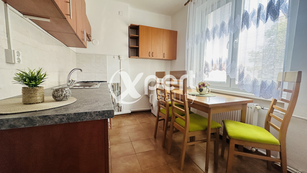 Ponúkame na prenájom krásny, plne zariadený 2-izbový byt.