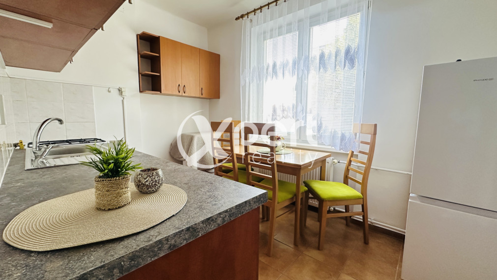 Ponúkame na prenájom krásny, plne zariadený 2-izbový byt.