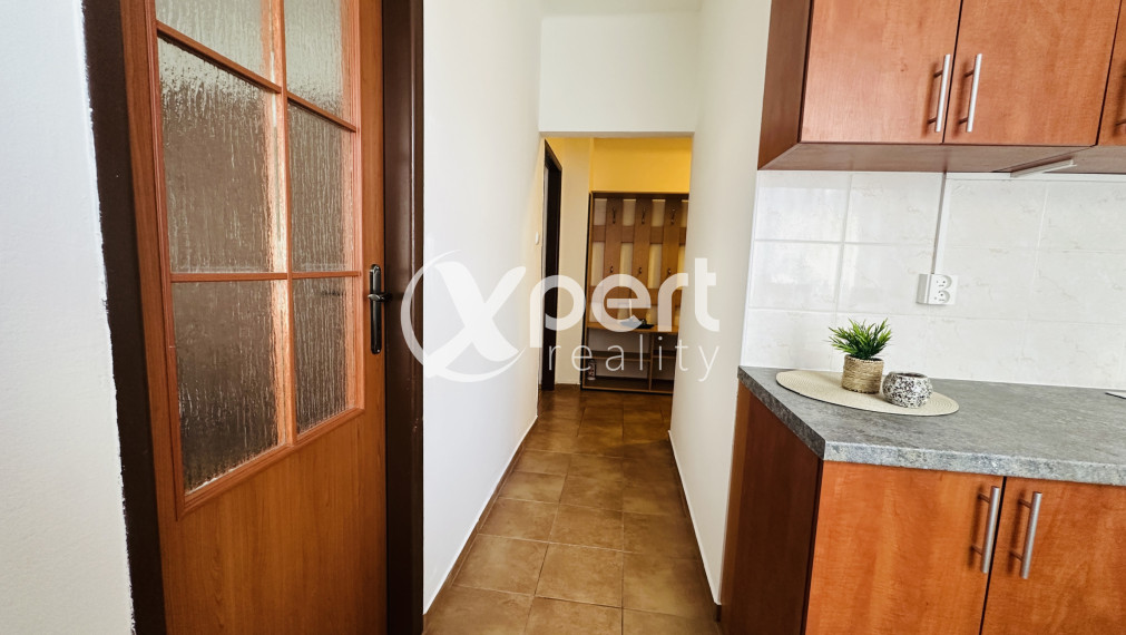 Ponúkame na prenájom krásny, plne zariadený 2-izbový byt.