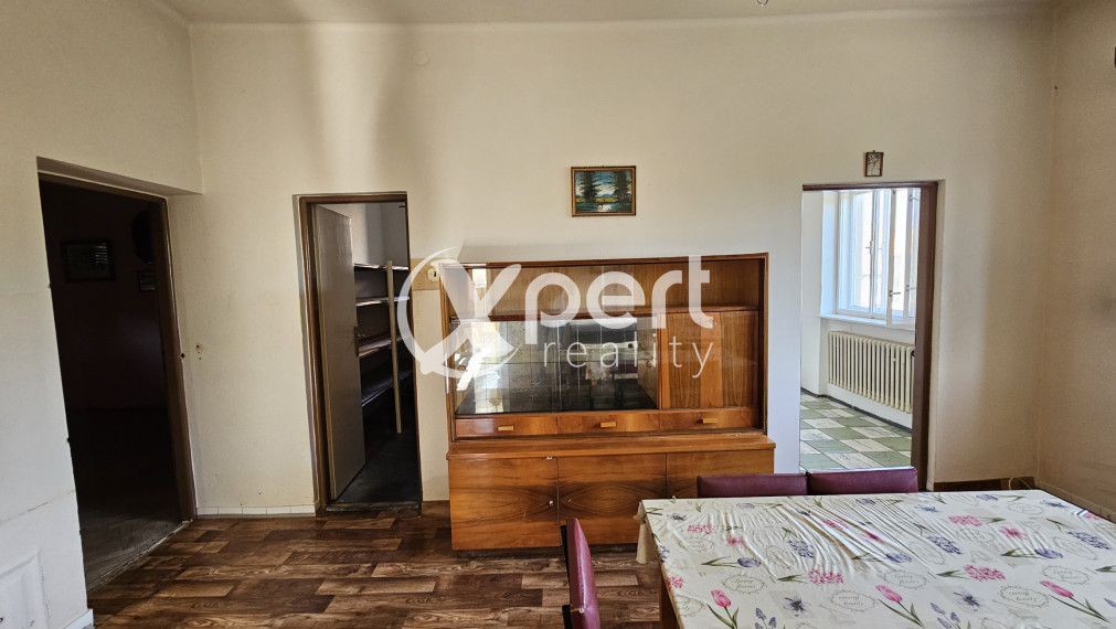 3-izb. RODINNÝ DOM S GARÁŽOU na 1211m2 POZEMKU