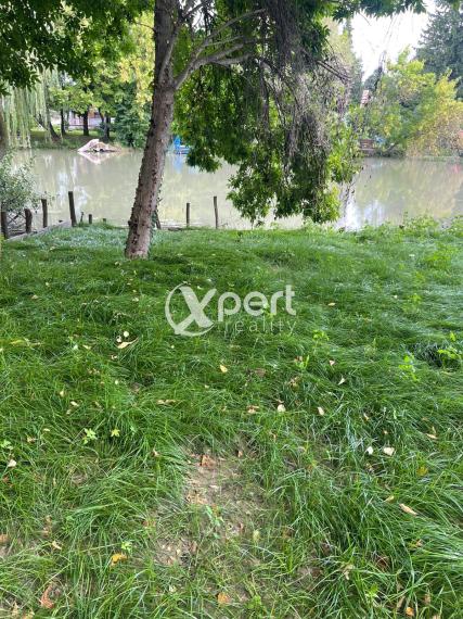 Krásny rekreačný pozemok na brehu Malého Dunaja