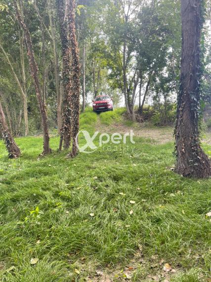 Krásny rekreačný pozemok na brehu Malého Dunaja