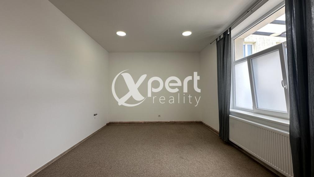 Prenájom polyfunkčnej budovy, kancelárie, obchodné priestory, služby