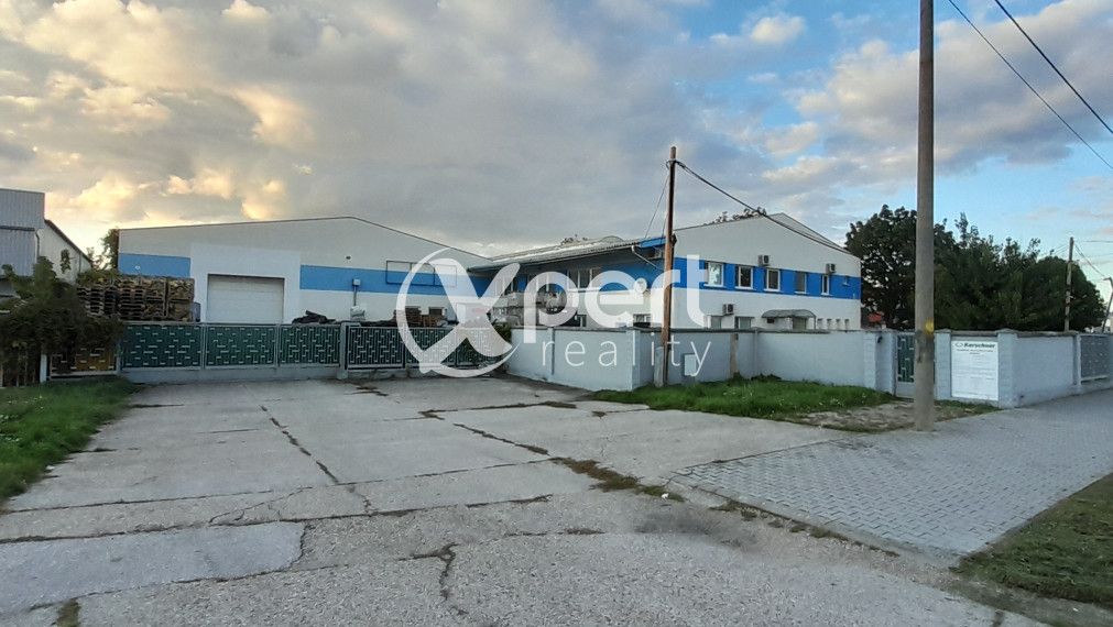 Predaj Exkluzívne priemyselný a výrobný areál v celku v Šamoríne na Seneckej ul., blízko R7