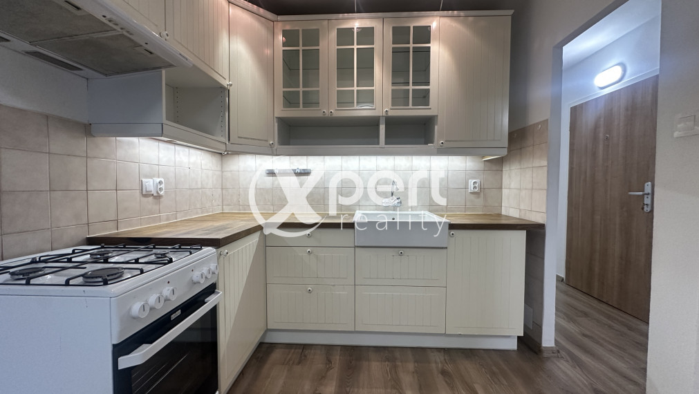 Na predaj 3 izbový byt s loggiou po kompletnej rekonštrukcii