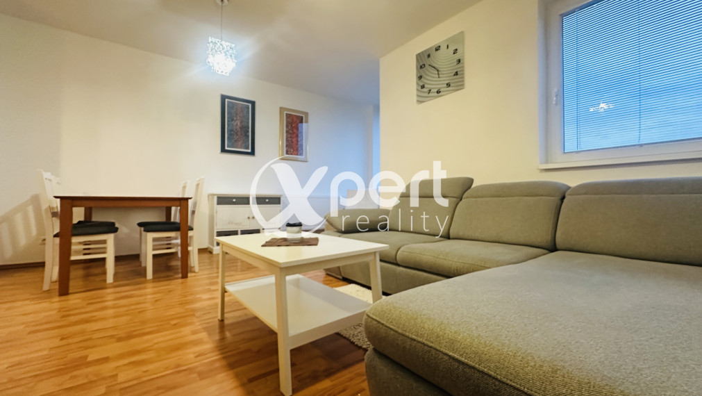 2-izbový byt na prenájom v centre Galanty s garážovým státím