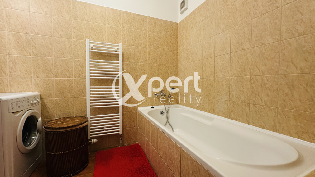 2-izbový byt na prenájom v centre Galanty s garážovým státím