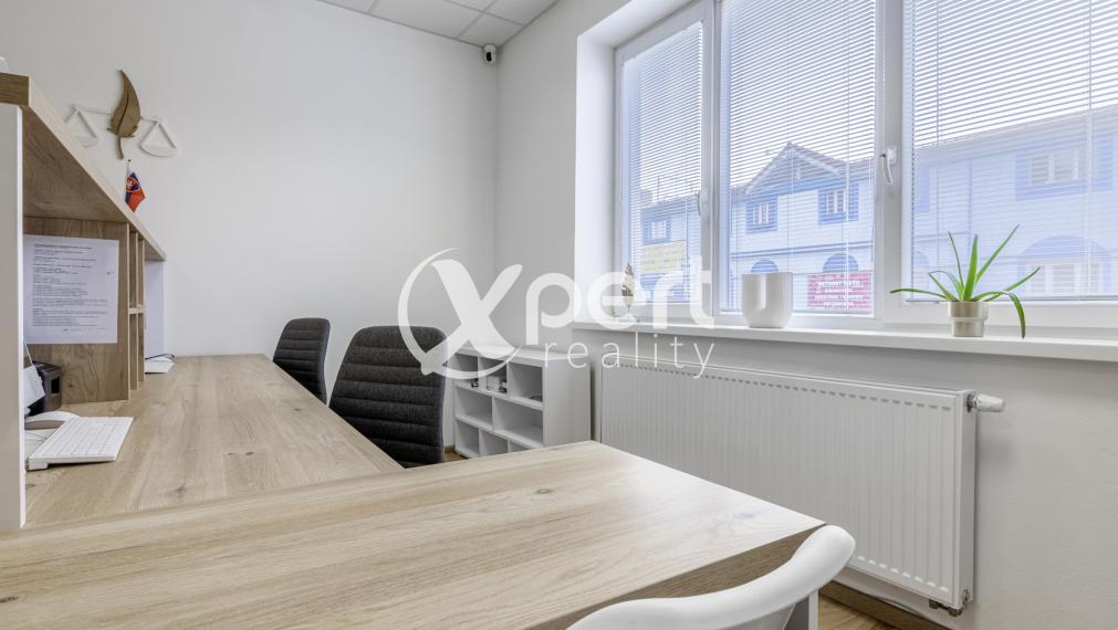 Rodinný dom s multifunkčným využitím v  centre Galanty