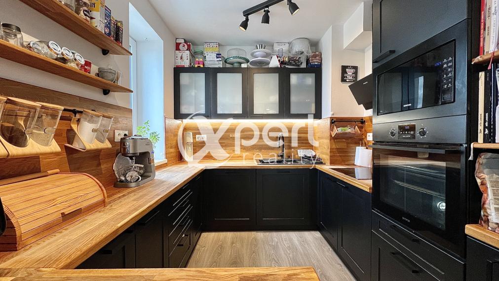 Slnečný 3 izbový byt v obľúbenej lokalite na predaj