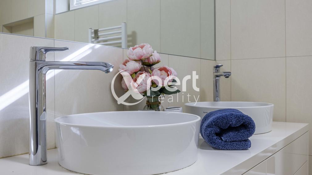 MODERNÝ DIZAJN A VEĽKOLEPÝ PRIESTOR