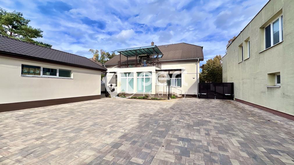 Prenájom polyfunkčnej budovy, kancelárie, obchodné priestory, služby