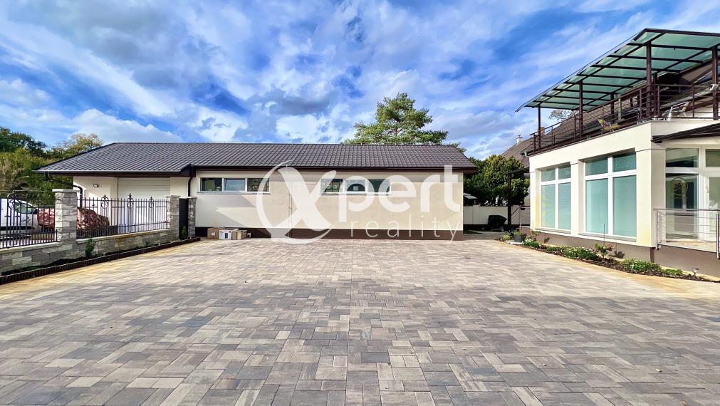 Prenájom polyfunkčnej budovy, kancelárie, obchodné priestory, služby