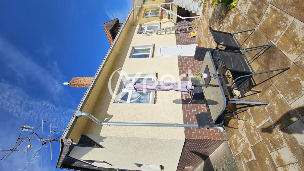 Viacúčelový celopodpivničený, poschodový bytový dom