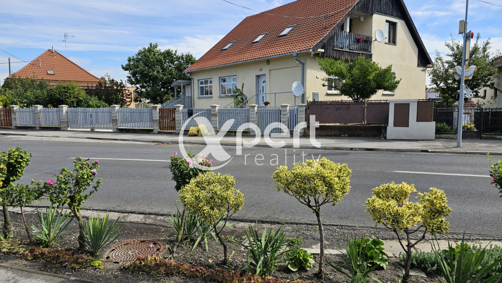 Viacúčelový celopodpivničený, poschodový bytový dom aj na investíciu