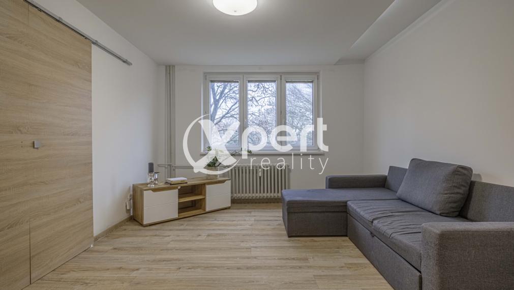 3 IZBOVÝ BYT NA PREDAJ AJ SO ZARIADENÍM