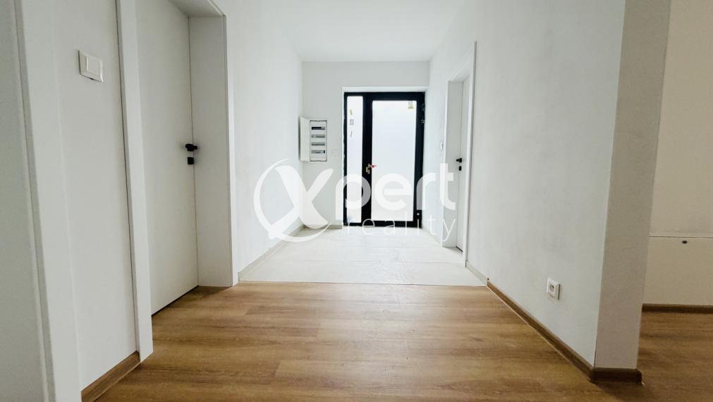 4-IZBOVÝ RODINNÝ DOM NA PREDAJ V NOVEJ LOKALITE - TOPOĽNICA