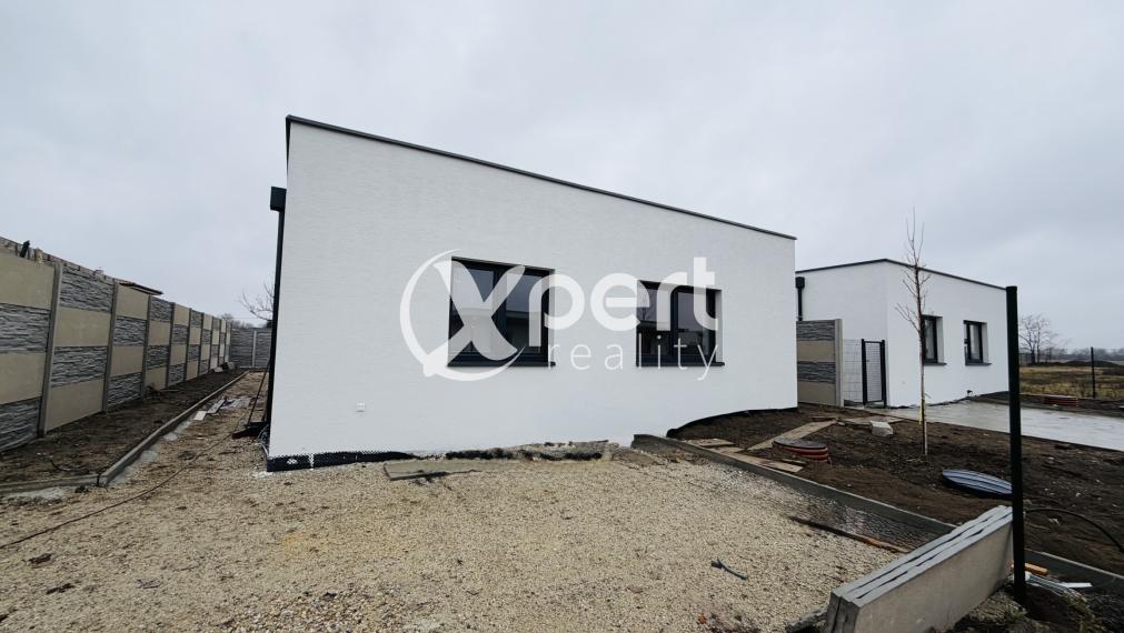 4-IZBOVÝ RODINNÝ DOM NA PREDAJ V NOVEJ LOKALITE!