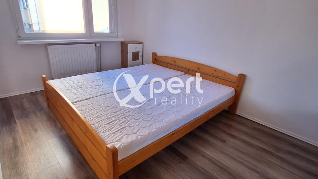 Prenájom 3i byt so špajzou v Šamoríne na Hlavnej ul.