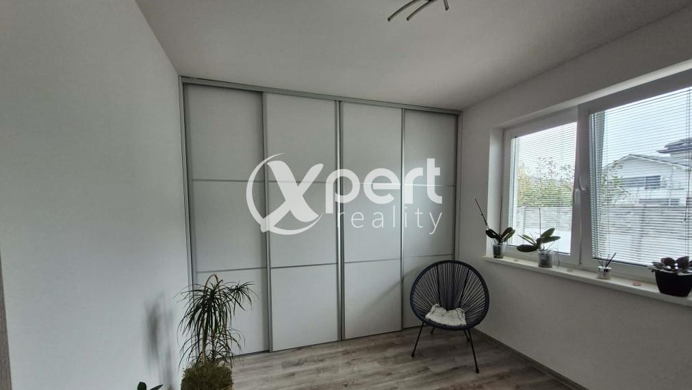 Domov s atmosférou a krásnou záhradou ! NOVOSTAVBA - 4 izbový bungalov v tesnej blízkosti Dunajskej Stredy