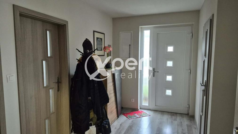 Domov s atmosférou a krásnou záhradou ! NOVOSTAVBA - 4 izbový bungalov v tesnej blízkosti Dunajskej Stredy