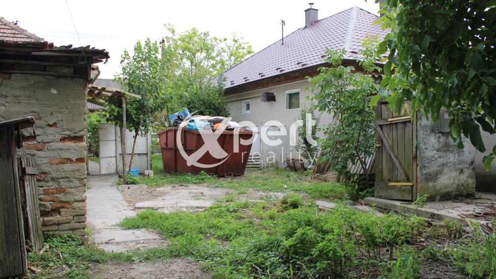 3 izbový DOM v hraničnej dedine Medveďov