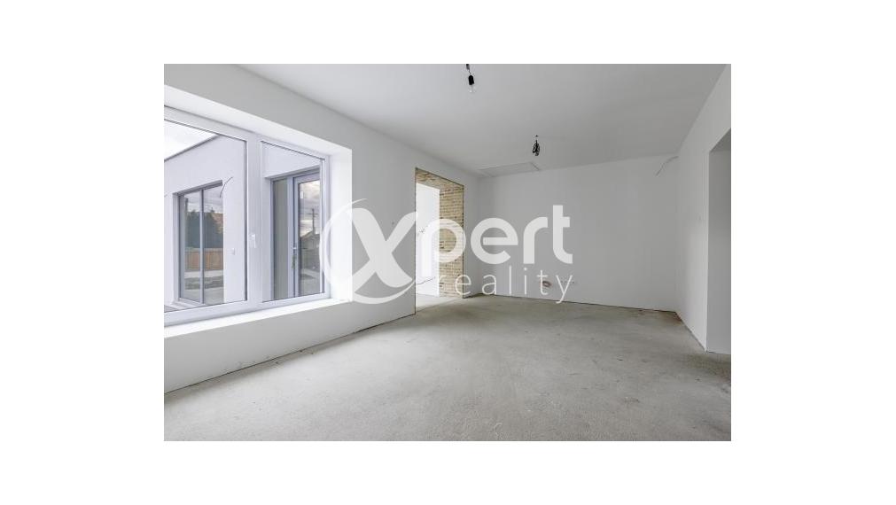 Na predaj rodinný dom v pokojnej lokalite obce Tomášikovo