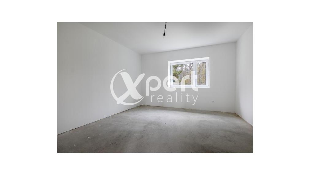 Na predaj rodinný dom v pokojnej lokalite obce Tomášikovo