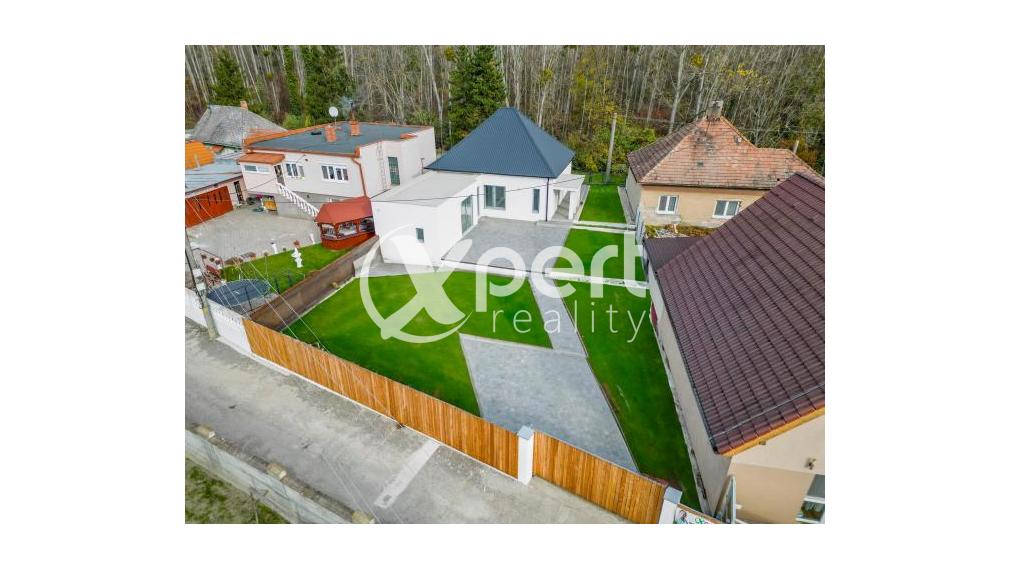 Na predaj rodinný dom v pokojnej lokalite obce Tomášikovo