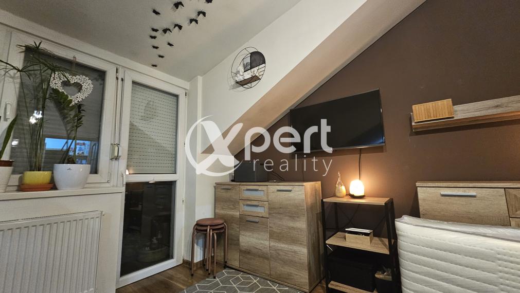 Predaj 2-i. byt s balkónom OHRADY