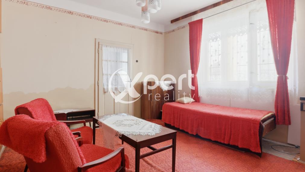 Starší rodinný dom vo vyhľadávanej obci Čierny Brod