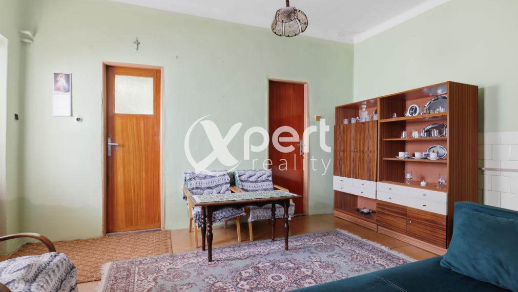 Starší rodinný dom vo vyhľadávanej obci Čierny Brod